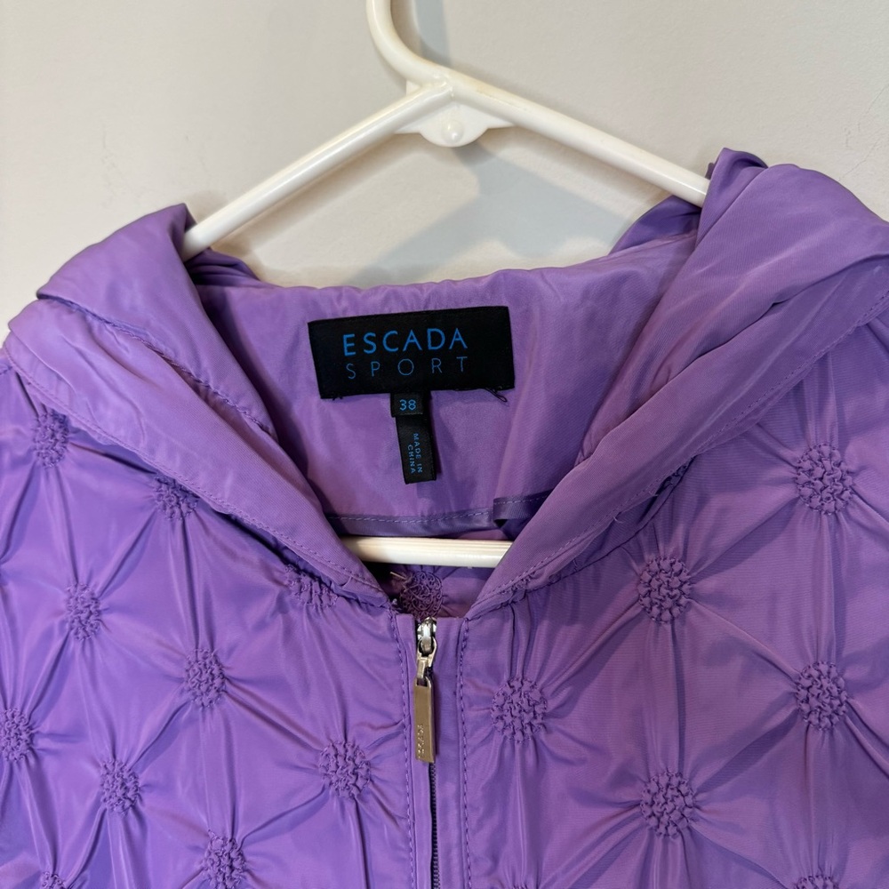 Vintage Escada Purple Hooded Rain Coat Floral Embroidered 38/US 6 - Picture 3 of 10